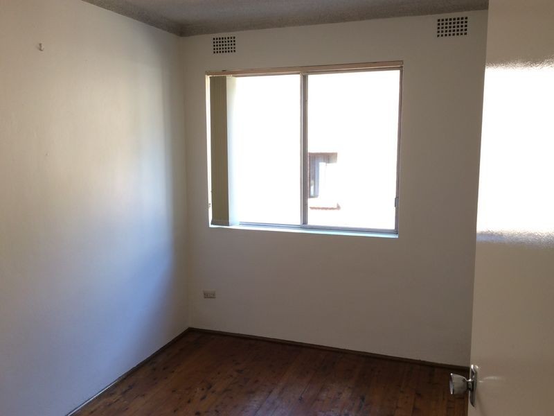 2/6 Maud Street, Granville NSW 2142