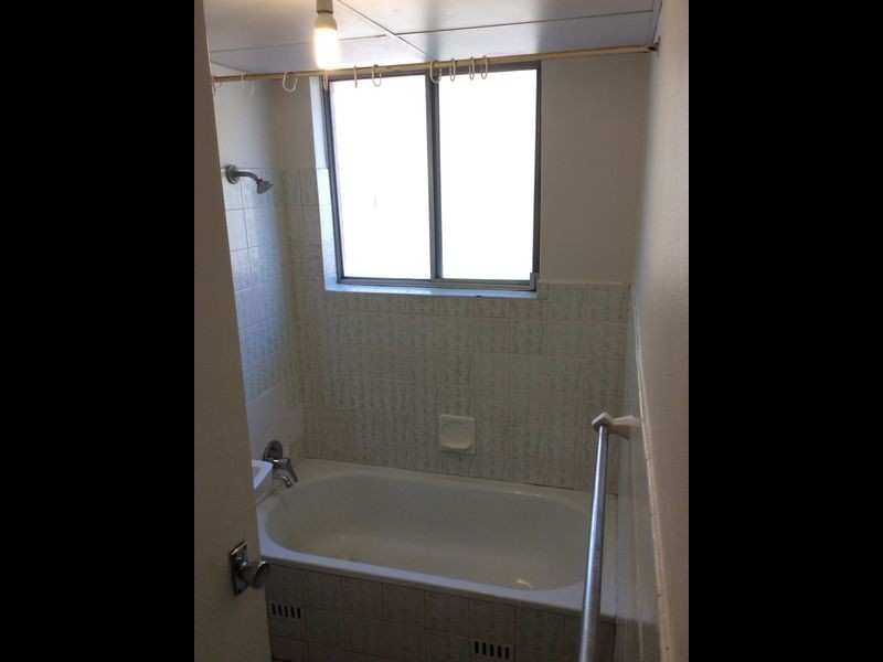 2/6 Maud Street, Granville NSW 2142