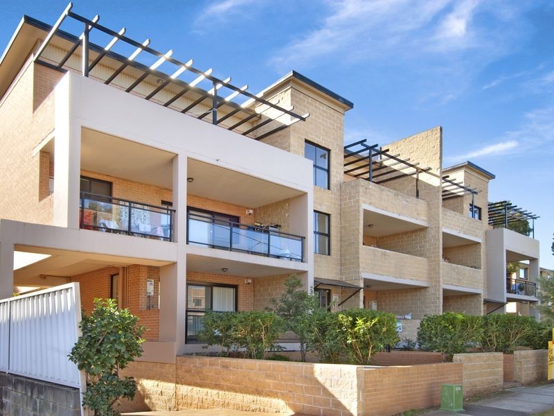 2/43-49 Bowden Street, Harris Park NSW 2150