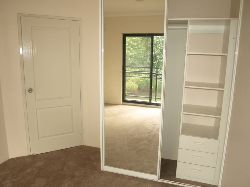 2/43-49 Bowden Street, Harris Park NSW 2150