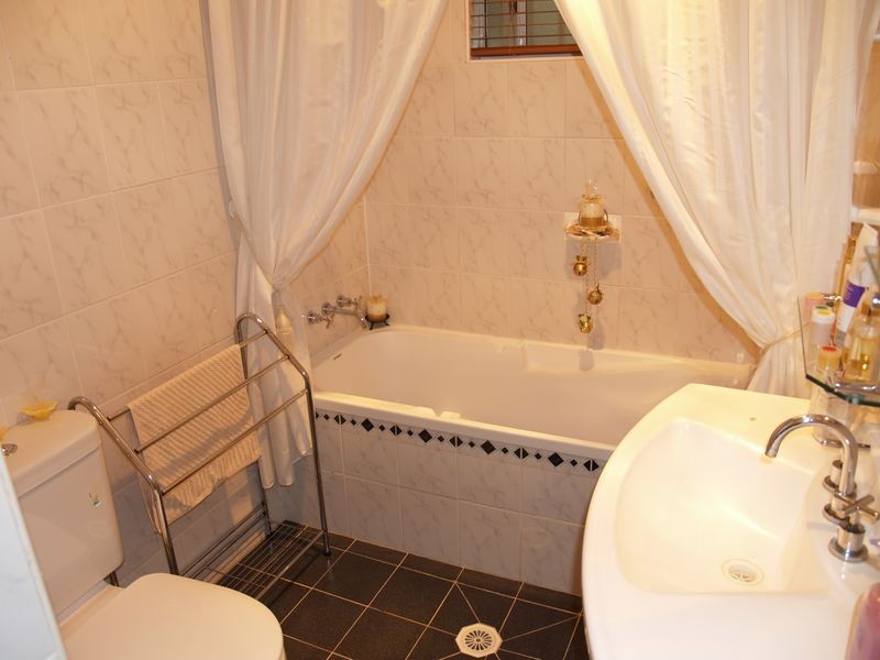 51 Randolph Street, Guildford NSW 2161