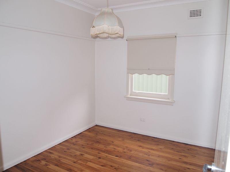 7 Birmingham Street, Merrylands NSW 2160