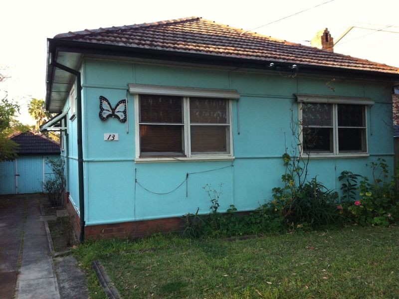 13 Smythe Street, Merrylands NSW 2160
