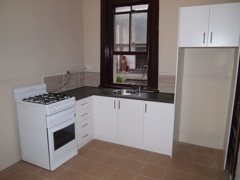 2/152 William Street, Granville NSW 2142