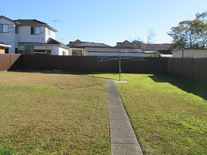 22 Robertson Street, Merrylands NSW 2160