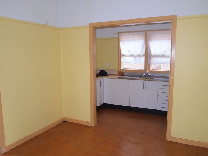 8 Wallace Street, Granville NSW 2142