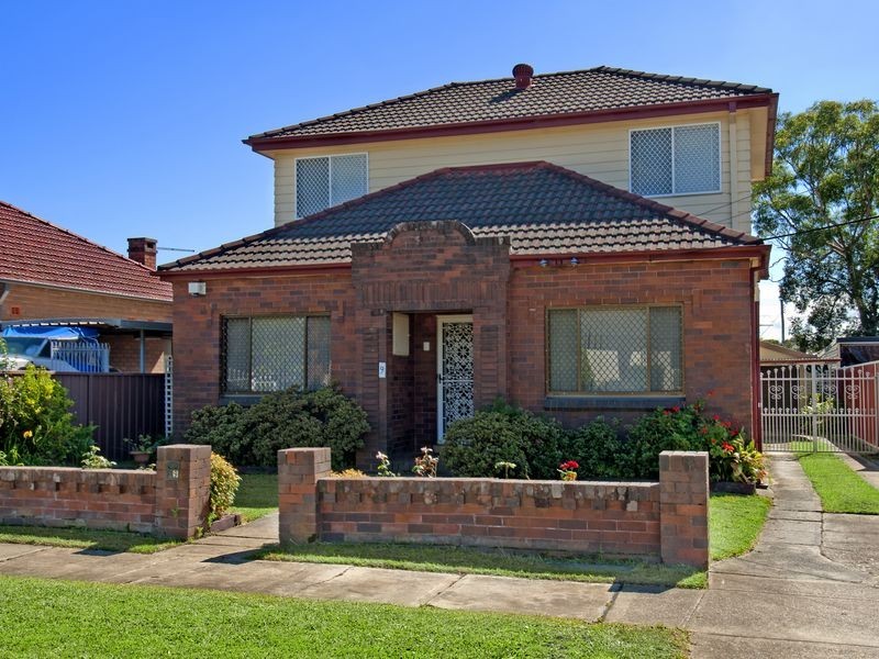 9 Banksia Street, Granville NSW 2142