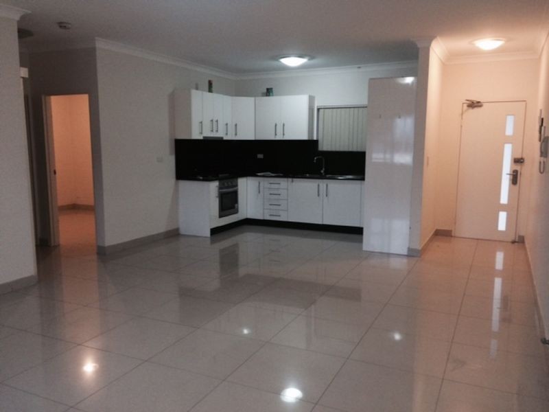 15/139 Waterloo Road, Greenacre NSW 2190