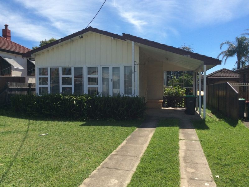 31 Banksia Street, Granville NSW 2142