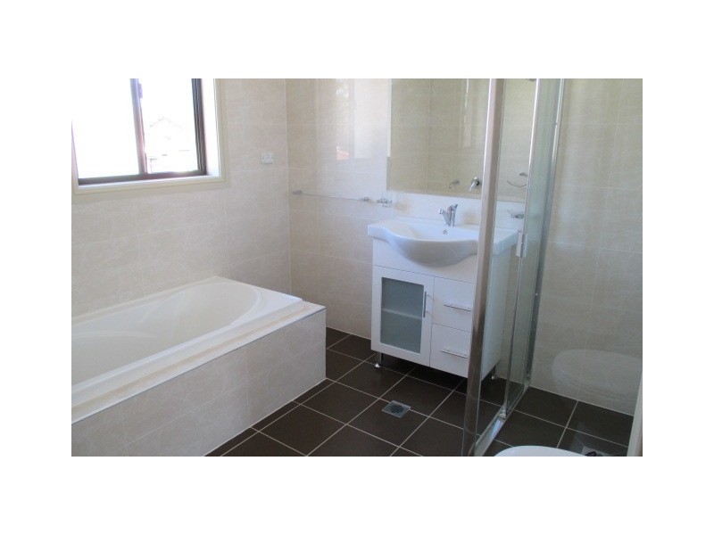 1/8 Erie Street, Granville NSW 2142