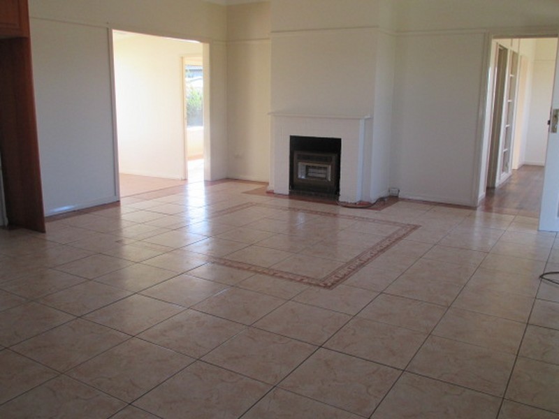 218 Excelsior Street, Guildford NSW 2161