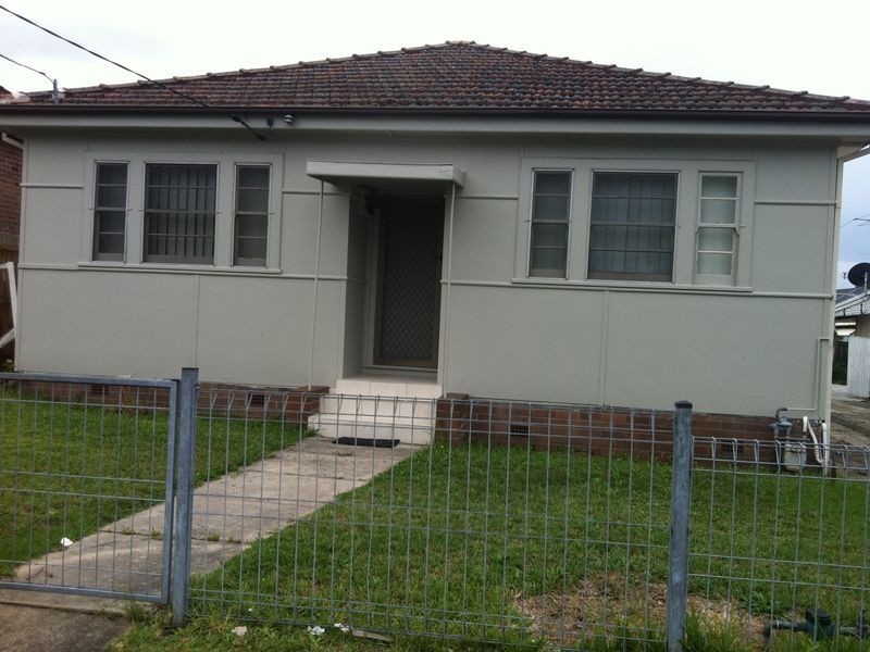 27 Myrtle Street, Granville NSW 2142