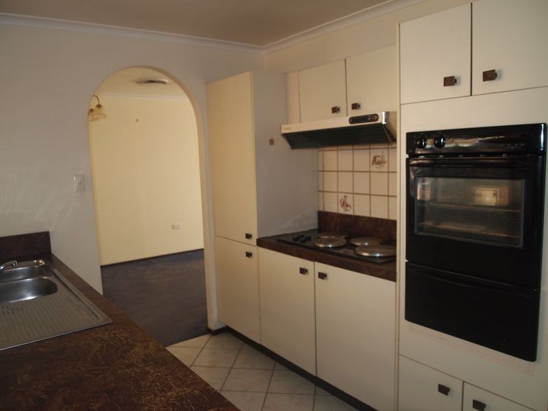 62 Solander Drive, St Clair NSW 2759