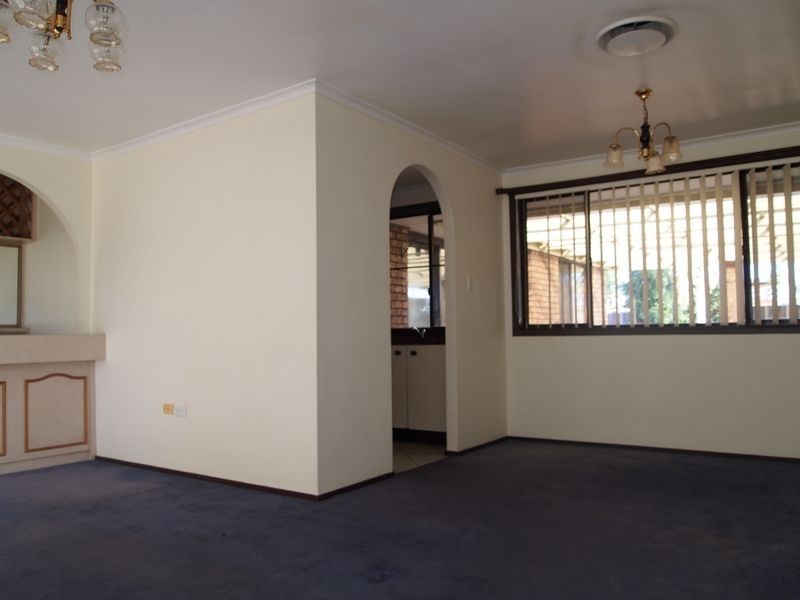 62 Solander Drive, St Clair NSW 2759