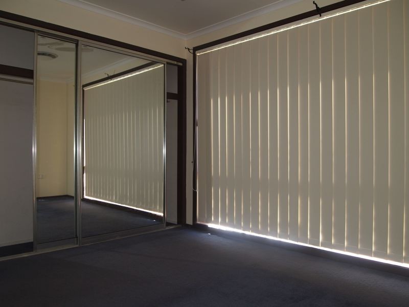 62 Solander Drive, St Clair NSW 2759