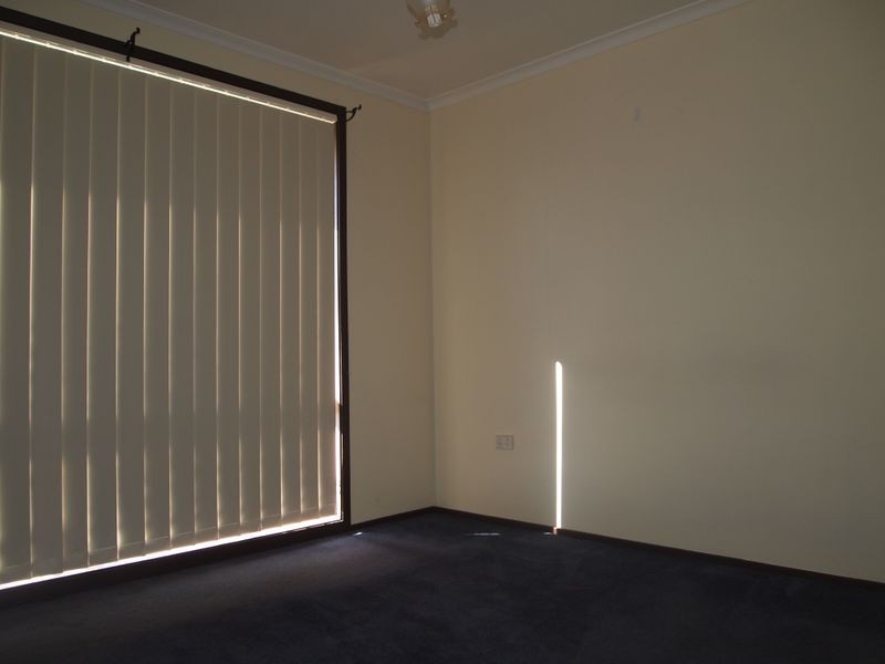 62 Solander Drive, St Clair NSW 2759