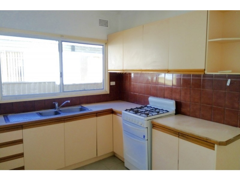 239 Blaxcell Street, Granville NSW 2142