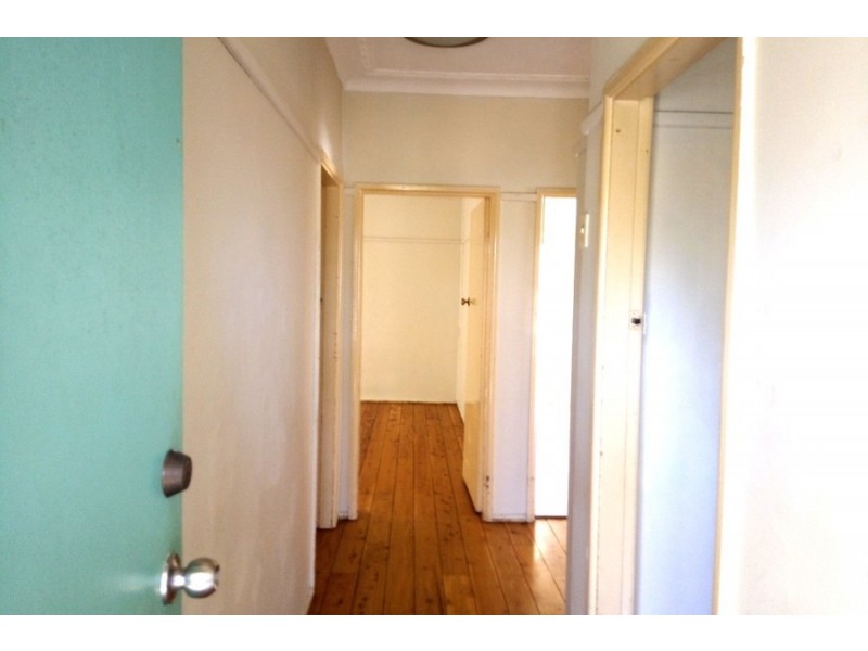 239 Blaxcell Street, Granville NSW 2142