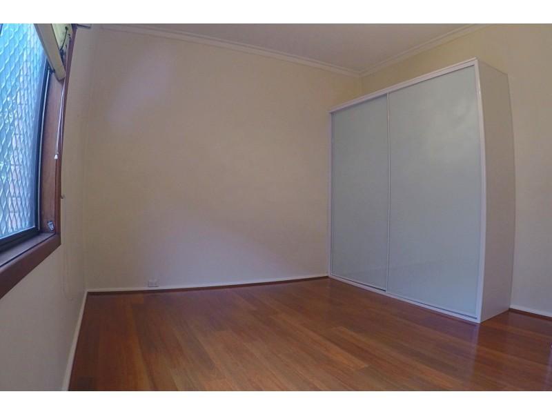 8 Stuart Street, Granville NSW 2142