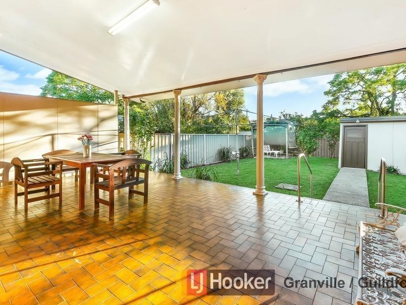 8 Stuart Street, Granville NSW 2142