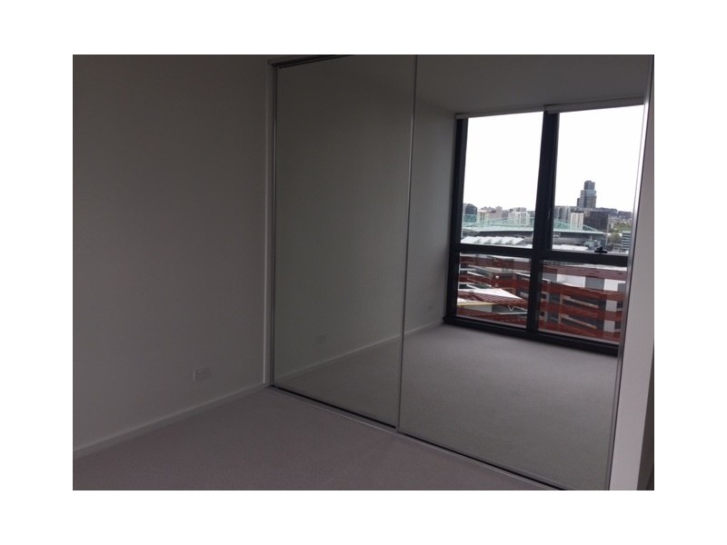 2012/883 Collins Street, Docklands VIC 3008