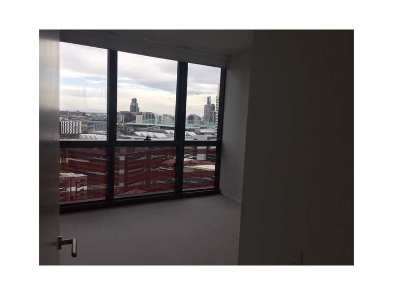 2012/883 Collins Street, Docklands VIC 3008