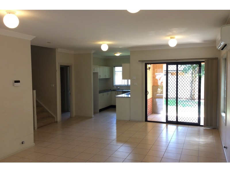 1/20-22 Lomond Street, Guildford NSW 2161