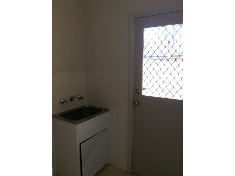 1/20-22 Lomond Street, Guildford NSW 2161