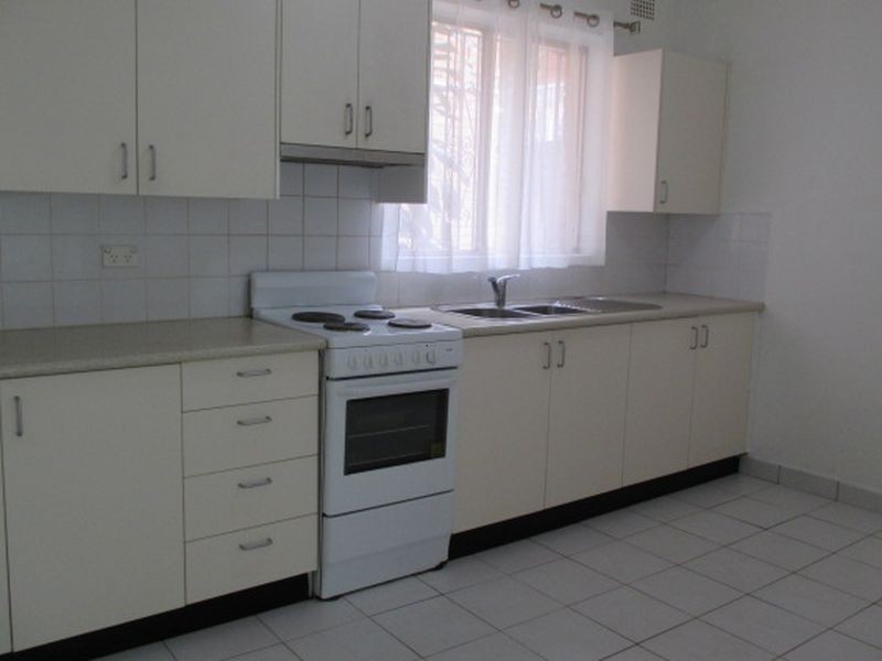 2/22 Clyde Street, Granville NSW 2142