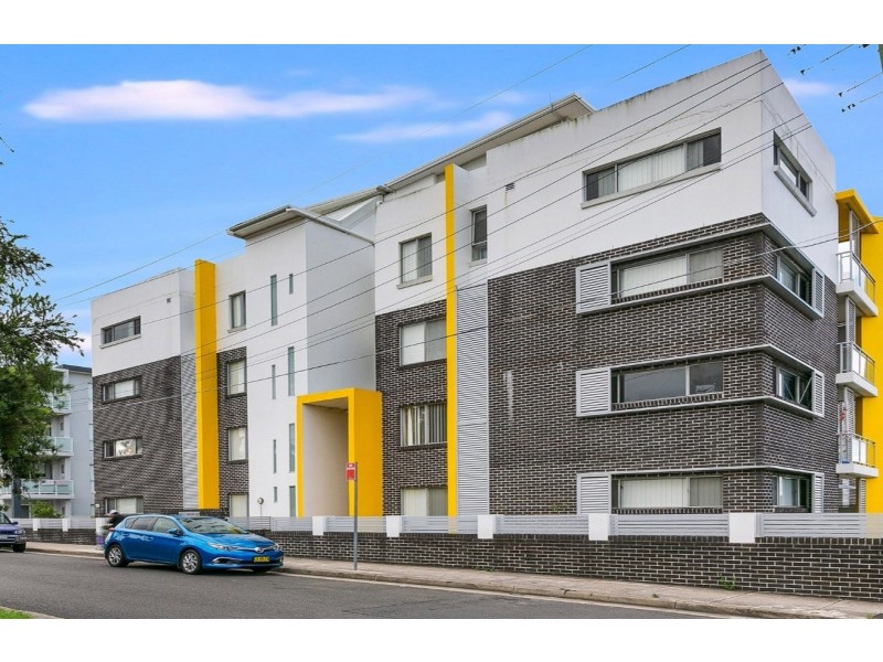 4/29-31 Cross Street, Guildford NSW 2161