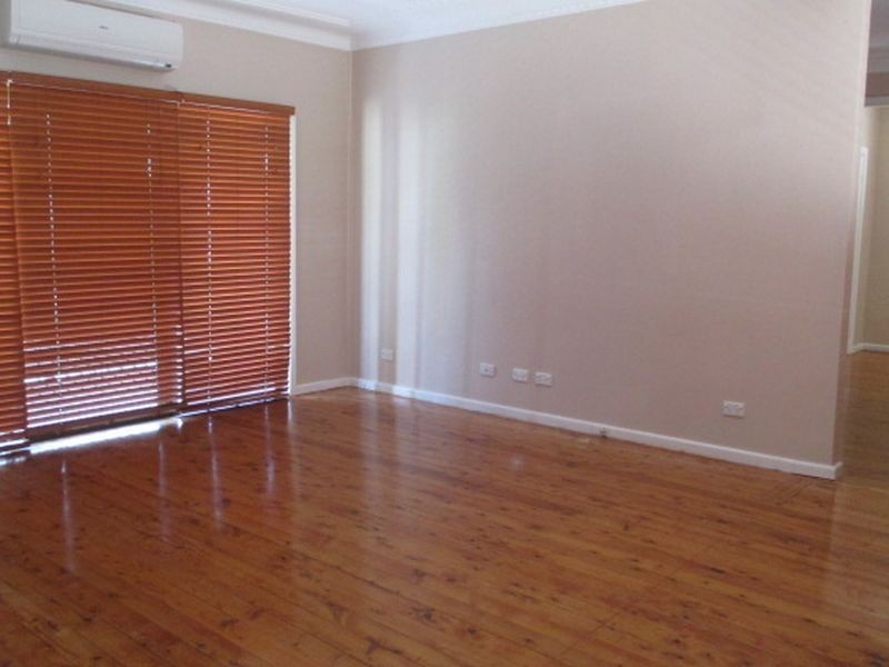 5 Carnation Street, Guildford NSW 2161