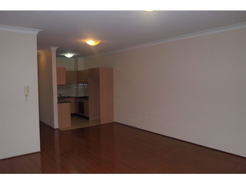 2/43-49 Bowden Street, Harris Park NSW 2150