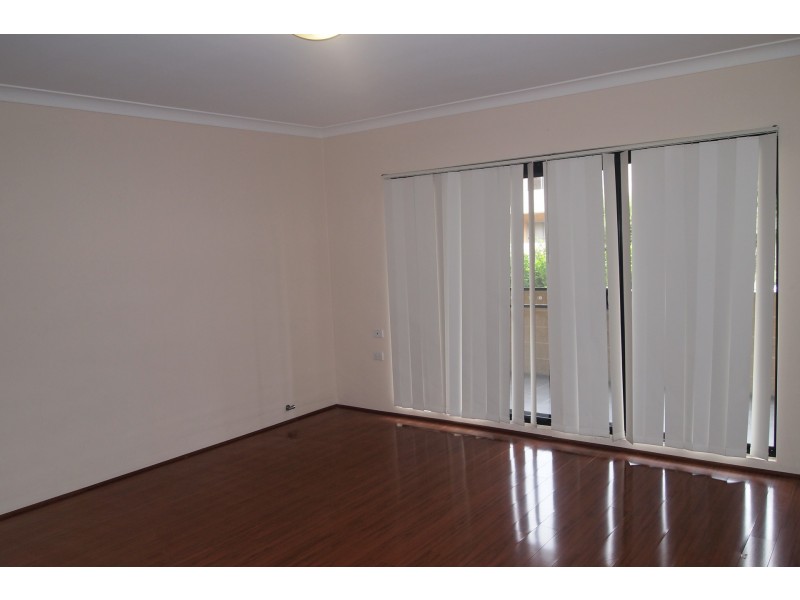 2/43-49 Bowden Street, Harris Park NSW 2150