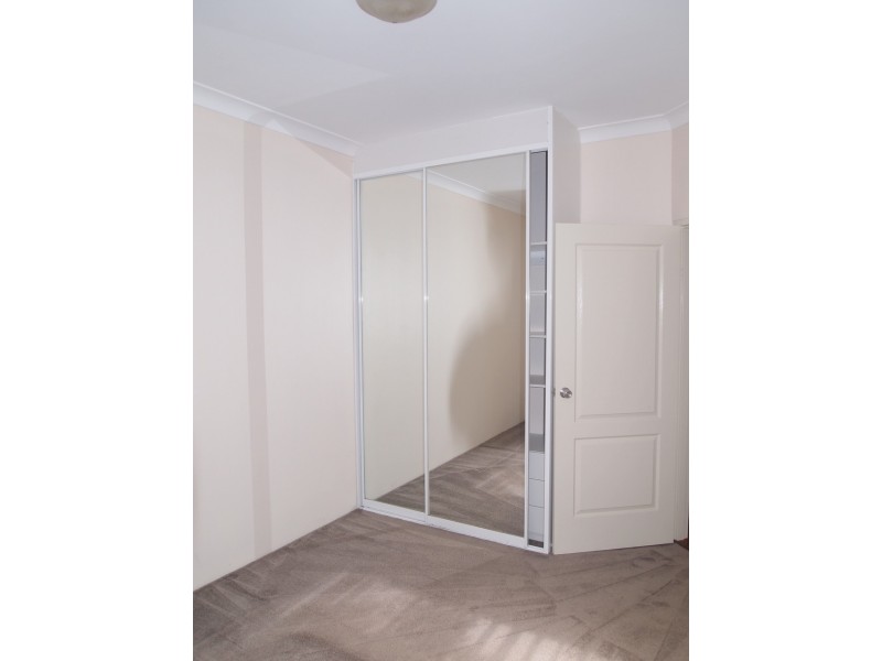 2/43-49 Bowden Street, Harris Park NSW 2150