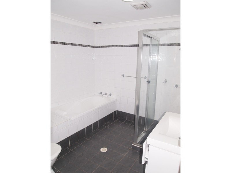 2/43-49 Bowden Street, Harris Park NSW 2150