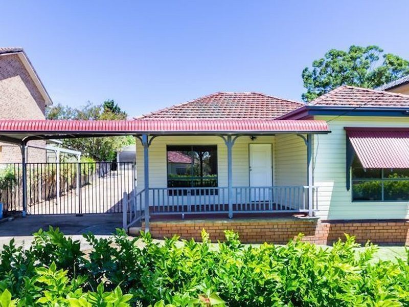 22 Edna Avenue, Merrylands NSW 2160