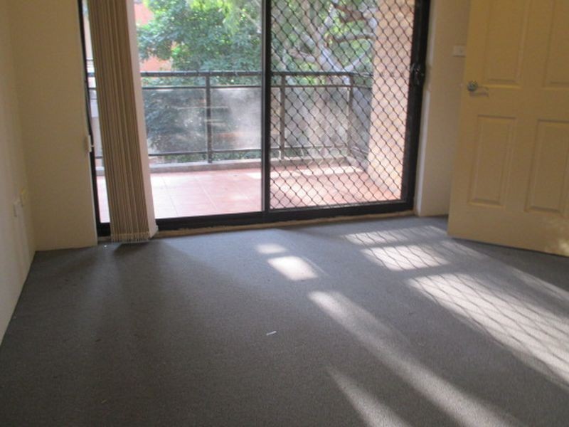 10/33 Neil Street, Merrylands NSW 2160