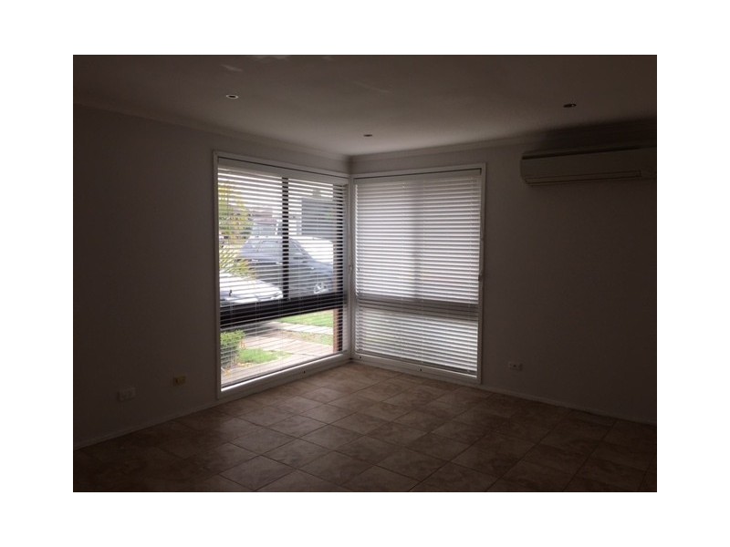 7 Woodland Avenue, Bossley Park NSW 2176