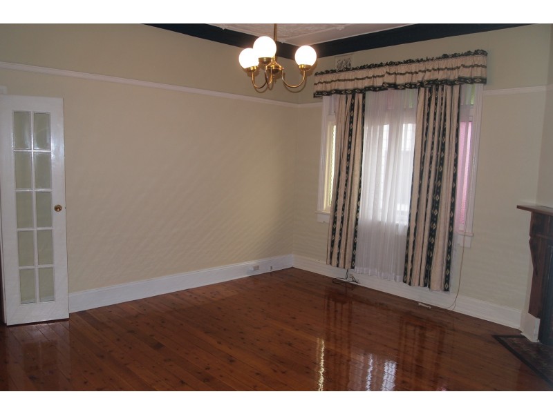 93 The Avenue, Granville NSW 2142