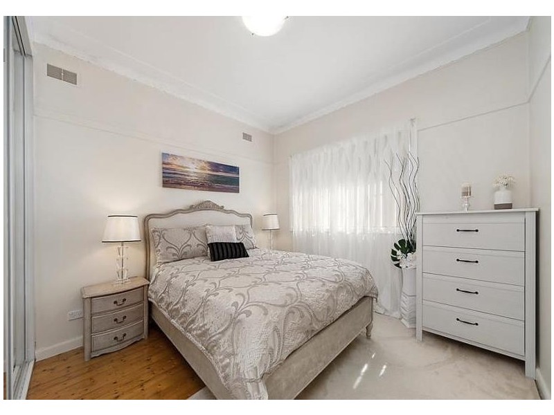 241 Blaxcell Street, Granville NSW 2142