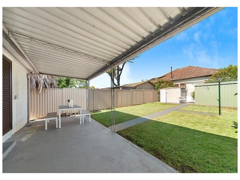 241 Blaxcell Street, Granville NSW 2142