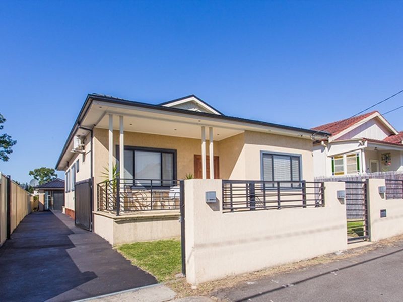 26 Myrtle Street, Granville NSW 2142