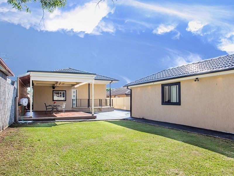 26 Myrtle Street, Granville NSW 2142