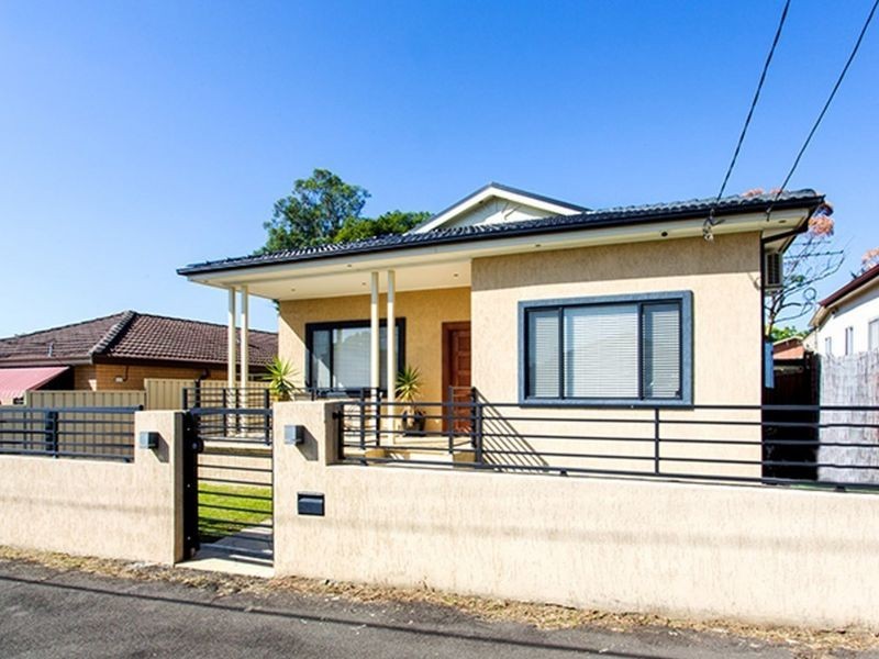 26 Myrtle Street, Granville NSW 2142