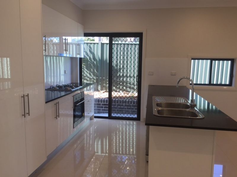 9a Caloola Road, Wentworthville NSW 2145