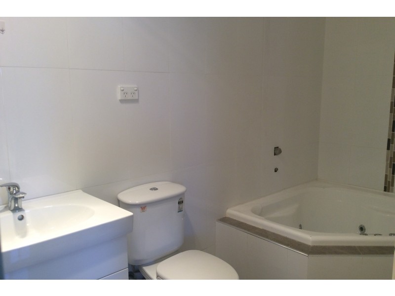 25 Crossland Street, Merrylands NSW 2160