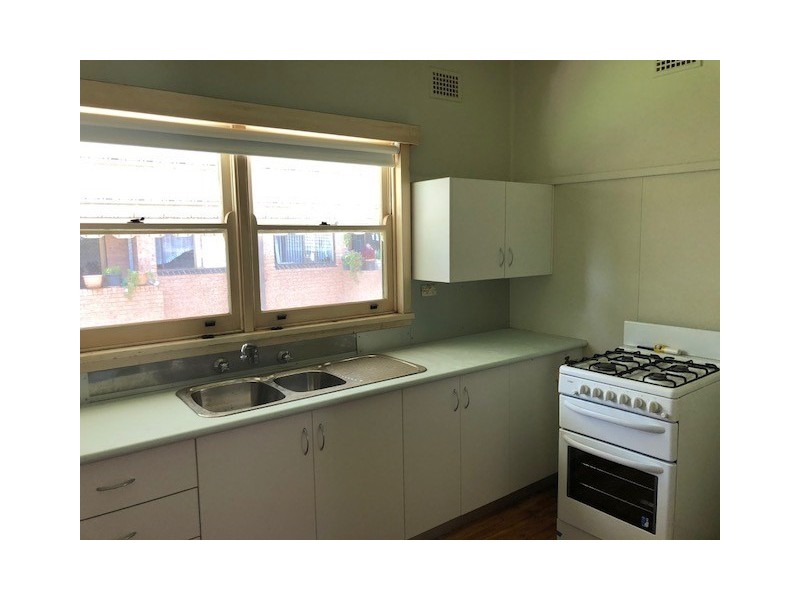 18 Todd Street, Merrylands NSW 2160