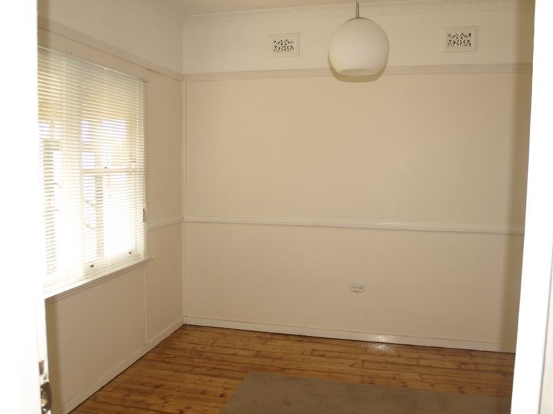 28 John Street, Granville NSW 2142