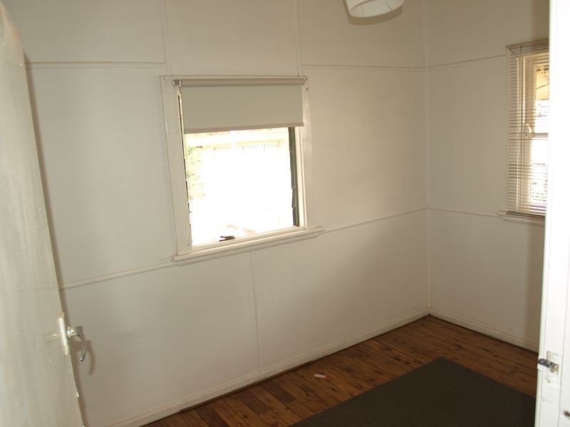 28 John Street, Granville NSW 2142