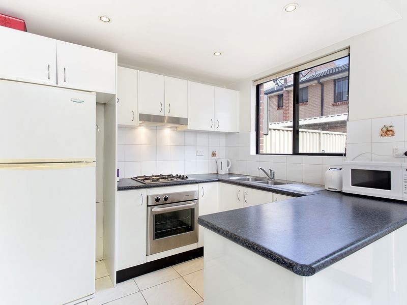 13/162 William Street, Granville NSW 2142